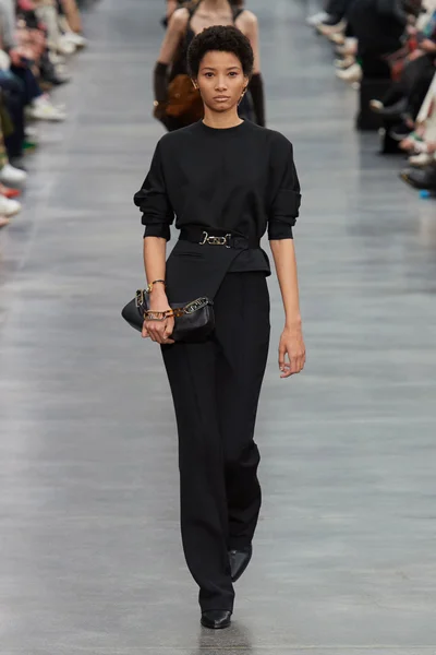 Look 36